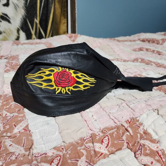 Leather SKULL Cap with Rose/Flames-Very Nice - Picture 1 of 6